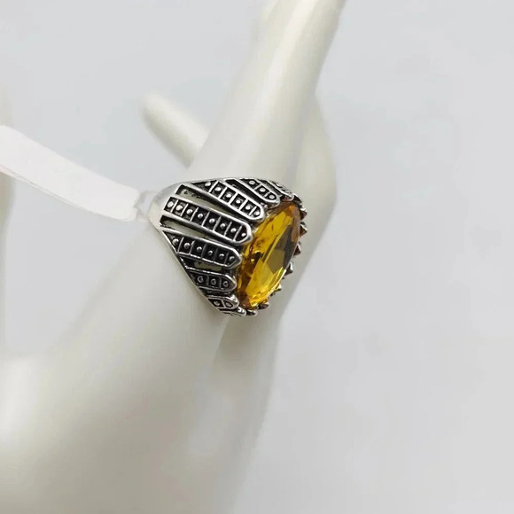 Yellow Glass Rhinestone Silver Tone Filigree Dot Dome Ring Size 8.5 Vintage - Picture 2 of 4